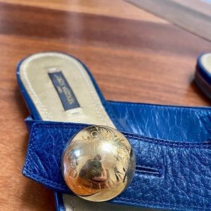 Pre-Loved Louis Vuitton Leather Slippers with Gold Button